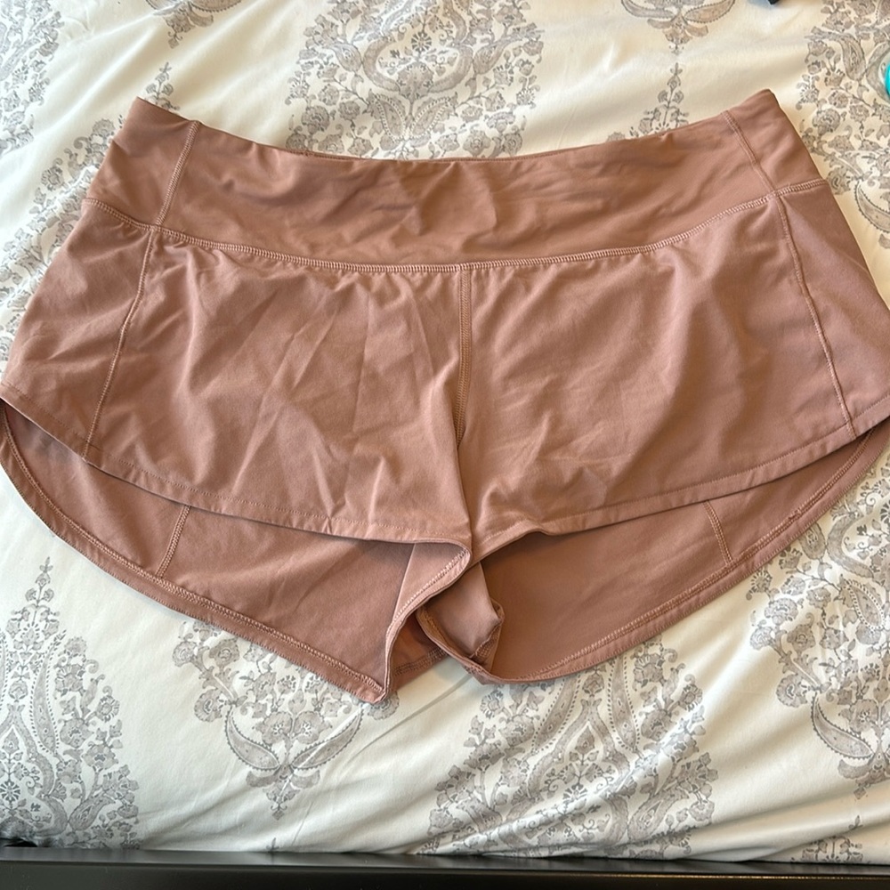 Lululemon speed up short size 8